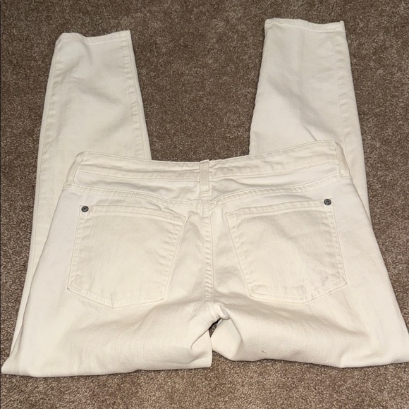 Vince Off-White Ankle Skinny White Denim Jeans - size 28. Q - Picture 4 of 5